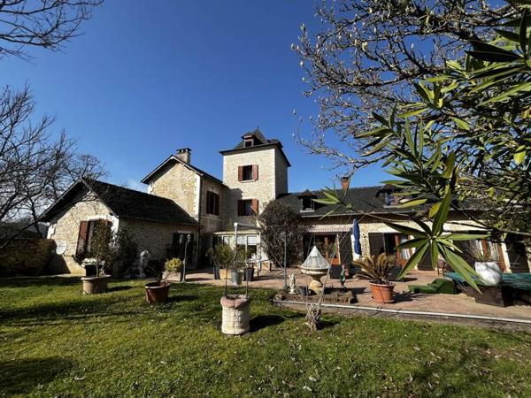 Maison à vendre |  Terrasson-Lavilledieu |  18 pièces | 406 m²