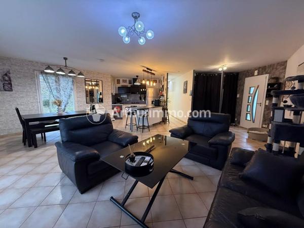 Vente Maison 4 pièces 96 m2 à Neuvic