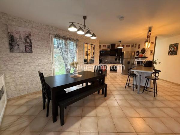Vente Maison 4 pièces 96 m2 à Neuvic