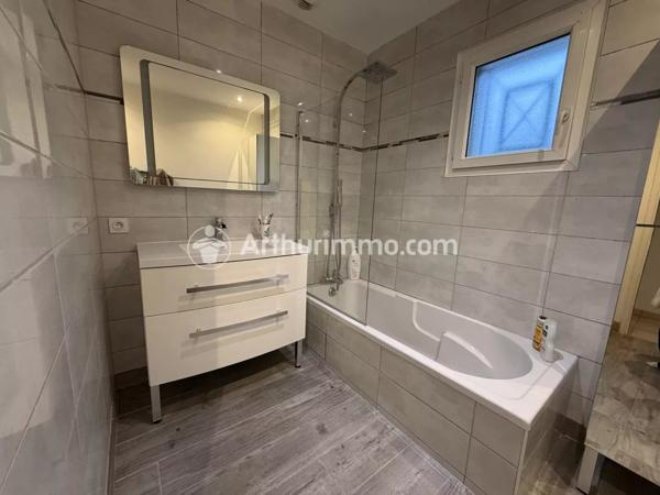 Vente Maison 4 pièces 96 m2 à Neuvic