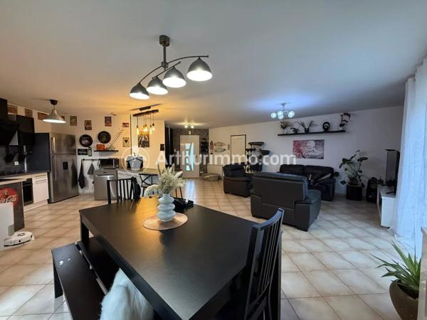 Vente Maison 4 pièces 96 m2 à Neuvic