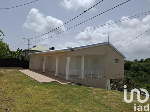 Maison 6 pièces de 130 m² à Le Gosier (97190)