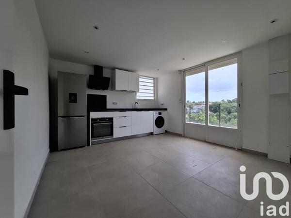 Maison 6 pièces de 130 m² à Le Gosier (97190)