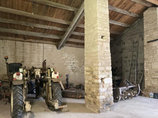 Grange à vendre |  Saint-Pierre-d'Oléron |  1 pièce | 114 m²