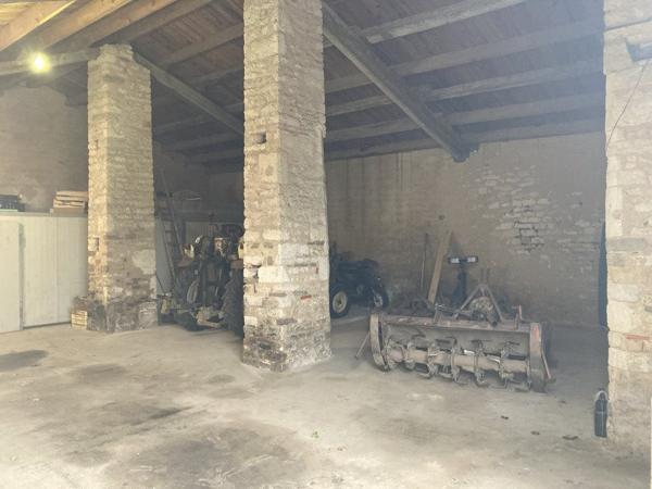 Grange à vendre |  Saint-Pierre-d'Oléron |  1 pièce | 114 m²