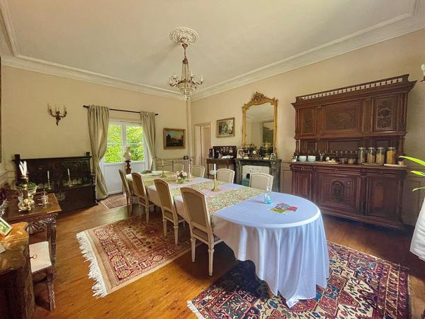 Vente Manoir Bayeux 12 Pièces 288 m²