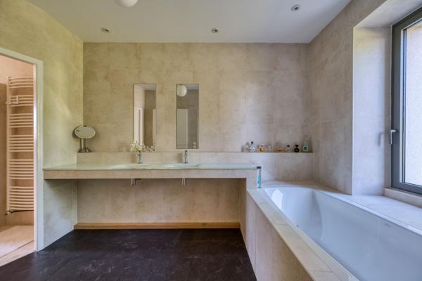 Vente Maison de luxe Lagord 8 Pièces 338 m²