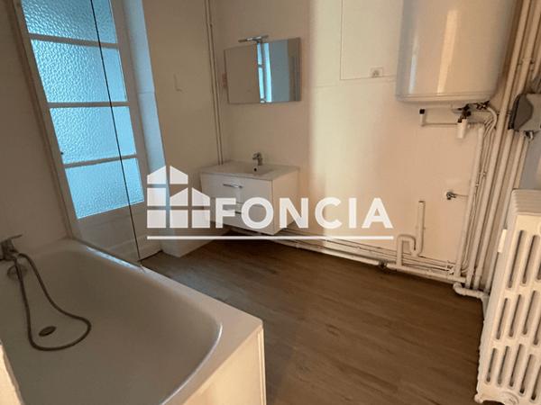 Location Appartement 3 pièces 75.18 m² - Lille Lille 59000