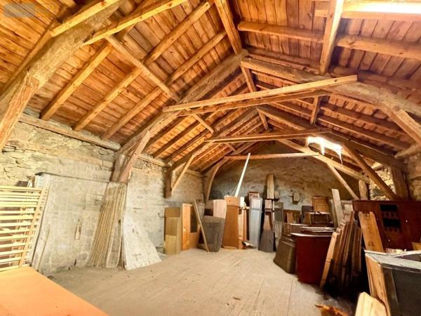 Maison à vendre à Val-d'Arcomie dans le Cantal (15320), ref : 48032-196