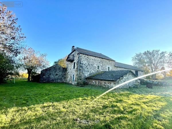 Maison à vendre à Val-d'Arcomie dans le Cantal (15320), ref : 48032-196