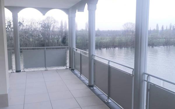 Appartement à louer    3 pièces • 68 m2 Cormeilles-en-Parisis