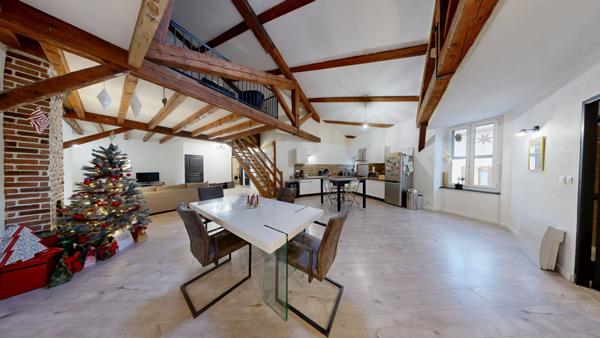 Proche Narbonne à 10 min, Appartement type loft 129m²