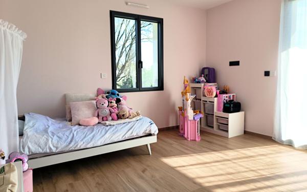 Maison à vendre    9 pièces •  Soisy-sur-Seine