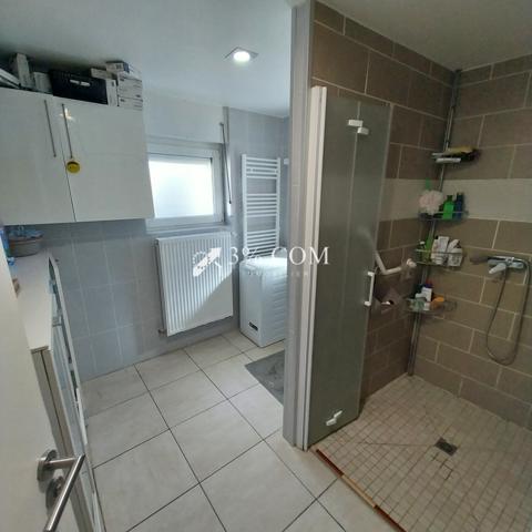 Maison 8 pièce(s) 5 chambre(s) 145 m²