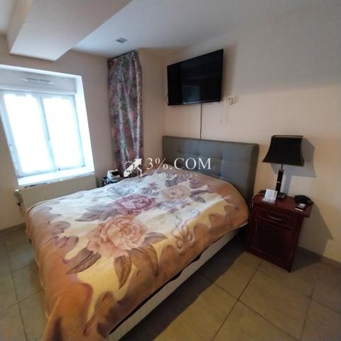 Maison 8 pièce(s) 5 chambre(s) 145 m²