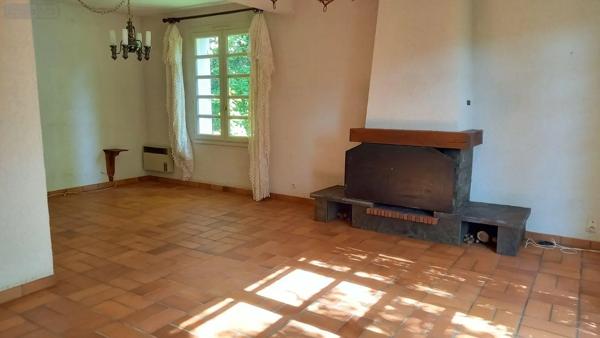 Achat - Maison Vic-sur-Cère 15800 127 m 2 1124 m 2