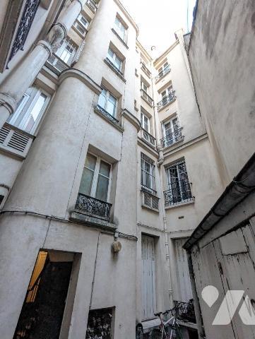 IMMEUBLE DE RAPPORT METRO GARIBALDI