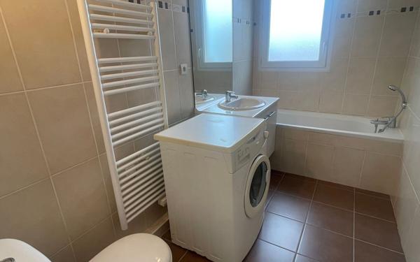 Appartement à vendre    3 pièces • 56 m2 La Seyne-sur-Mer