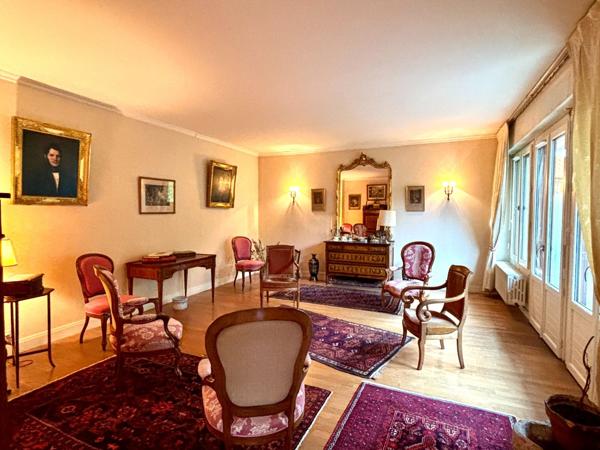 Vente Appartement de luxe Tours 7 Pièces 166 m²