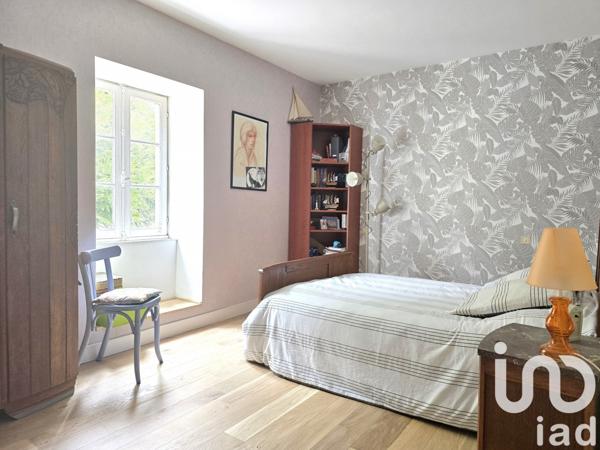 Demeure 12 pièces de 300 m² à Aigre (16140)