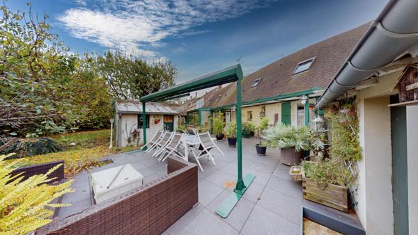 MAISON ATYPIQUE 4 CHAMBRES  290 000