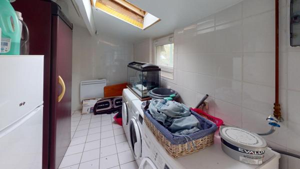 MAISON ATYPIQUE 4 CHAMBRES  290 000