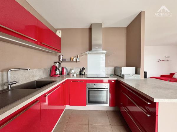 Saint-Genis-Pouilly (01630) Appartement 3 Pièces 77 m2