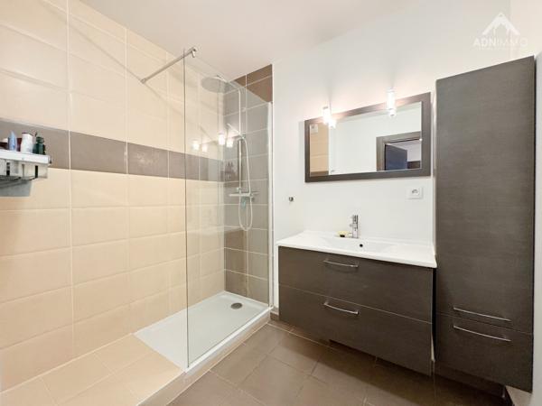 Saint-Genis-Pouilly (01630) Appartement 3 Pièces 77 m2