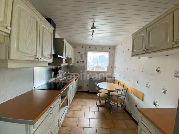 Ensemble immobilier à vendre à ALLICHAMPS (52)
