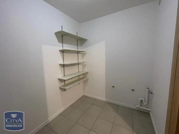 Appartement à louer 4 pièces 131m² Anzin-Saint-Aubin (62223)