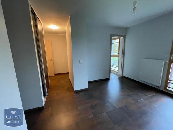 Appartement à louer 4 pièces 131m² Anzin-Saint-Aubin (62223)