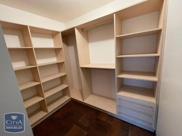 Appartement à louer 4 pièces 131m² Anzin-Saint-Aubin (62223)
