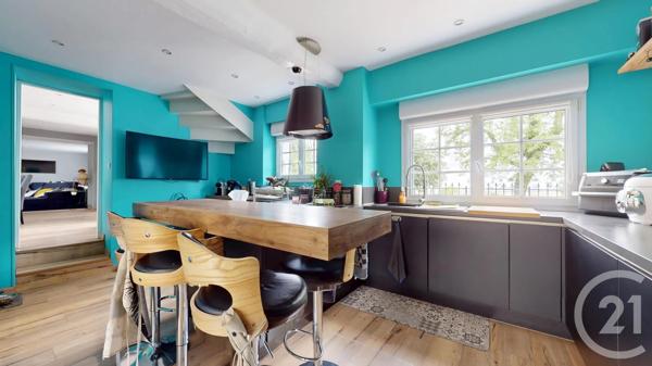 Maison à vendre  5 pièces - 190 m 2   SEZANNE  - 51