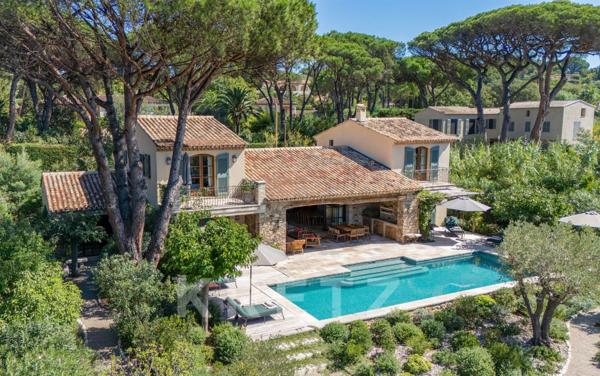 Saint-Tropez, Magnifique maison proche du centre-ville.