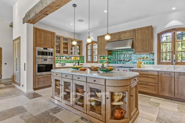 Saint-Tropez, Magnifique maison proche du centre-ville.