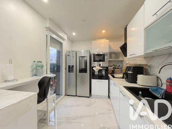 Location appartement 3 pièces 61 m² Melun