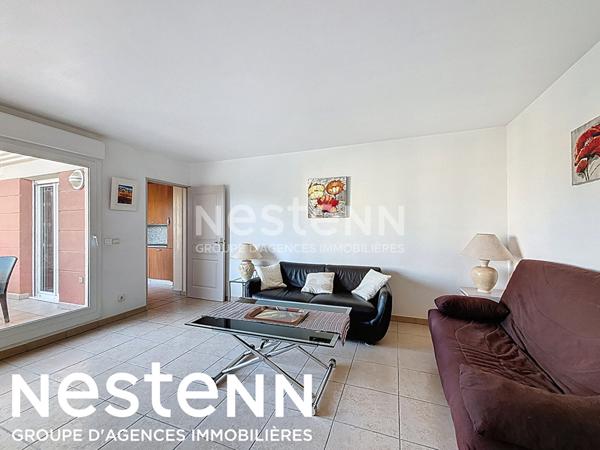 Appartement 2 pièces 45.2 m2 - Box - Terrasse - Piscine