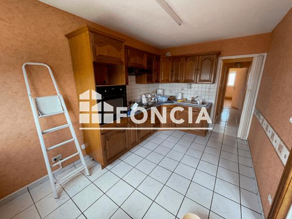 Location Appartement 4 pièces 81.98 m² - 1 A 8 RUE D ARLON Vandoeuvre Les Nancy 54500