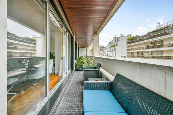Appartement Familial Lumineux au Coeur du 16ème avec un balcon de 10m2