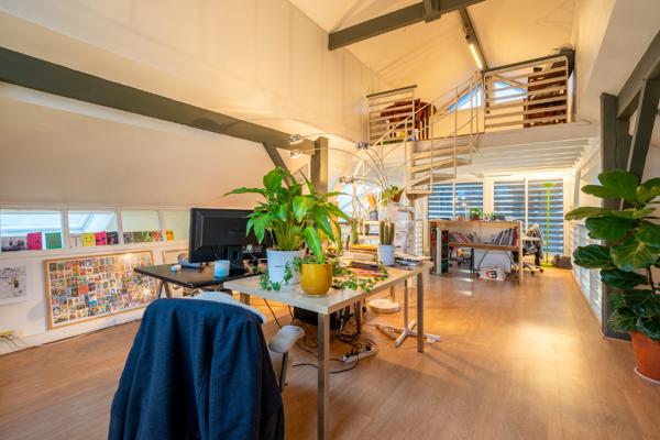 Immeuble à usage de bureaux