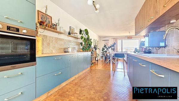 CLIMATISE - Appartement T4 rénové de 93 m² avec 2 exterieurs. Garage possible