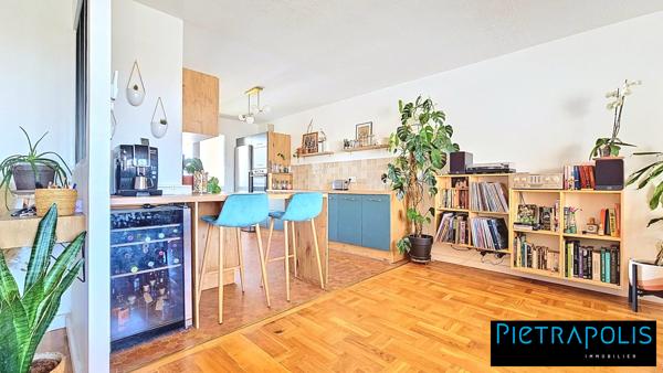 CLIMATISE - Appartement T4 rénové de 93 m² avec 2 exterieurs. Garage possible