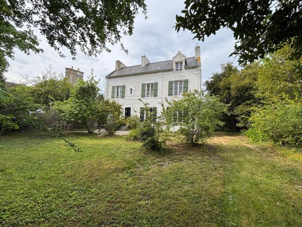 Vente Maison de luxe Dinard 8 Pièces 180 m²