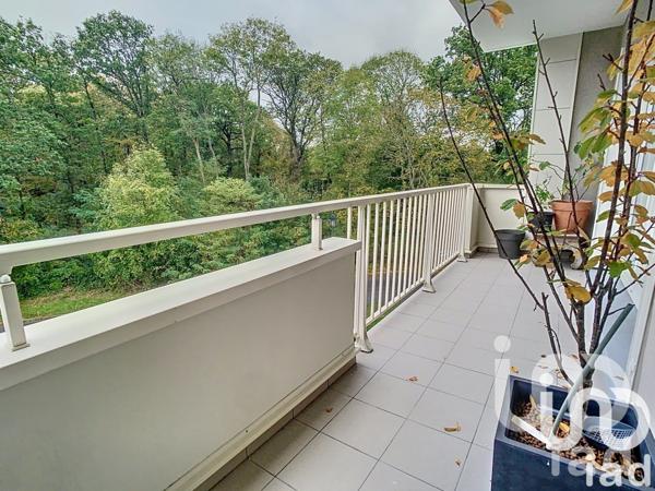 Appartement 4 pièces de 92 m² à Vaucresson (92420)