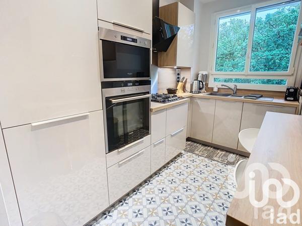 Appartement 4 pièces de 92 m² à Vaucresson (92420)