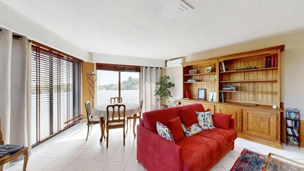 Vente / Appartement T4