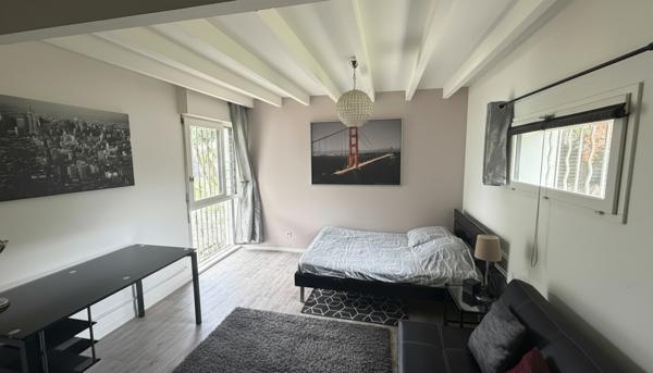 Maison à vendre à Talence - 5 pièces avec piscine et véranda