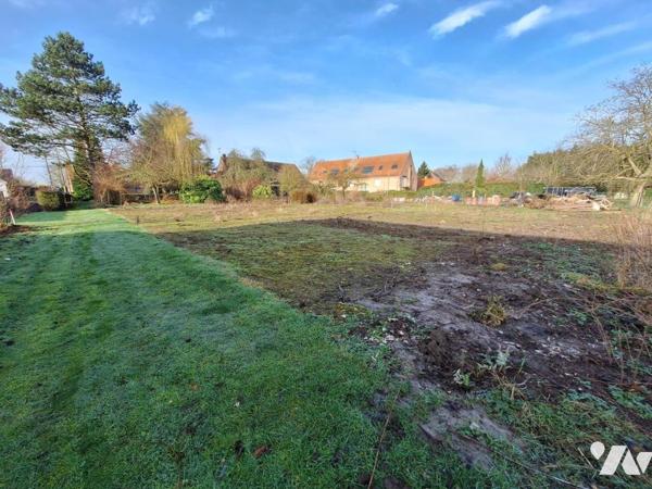 AVELIN - TERRAIN A BATIR EN LOTISSEMENT 872 M²