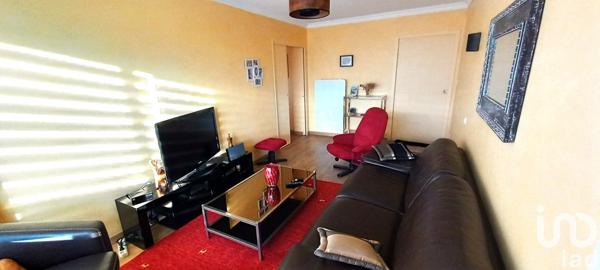 Maison 6 pièces de 130 m² à Saint-Yrieix-la-Perche (87500)