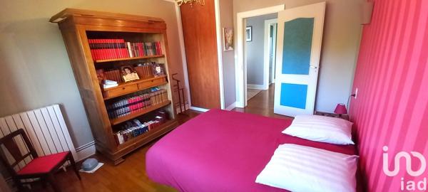 Maison 6 pièces de 130 m² à Saint-Yrieix-la-Perche (87500)